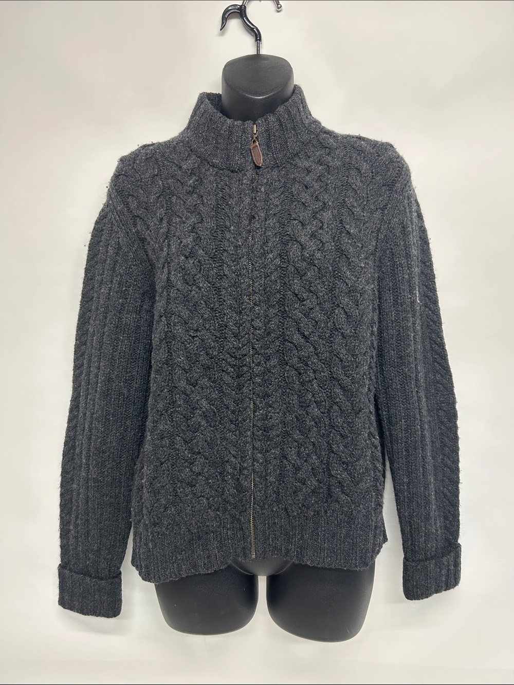 Charcoal Cable-Knit Zip-Front Women's Sweater Valerie Stevens 100% lambswool med
